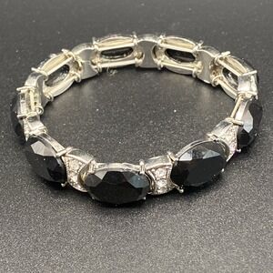 Unsigned Silver Tone Stretch Bracelet Vintage Black Crystal OS